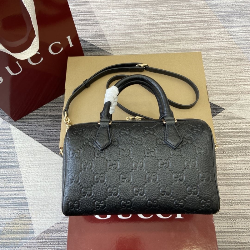 G*u*i speedy bags